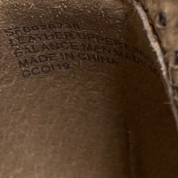 Sofft Tan Suede Perforated Ankle Boots Women’s Size 7.5 Side Zip - Picture 9 of 9